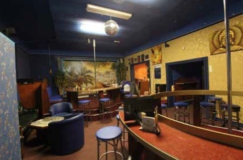 Club-Bar im Raum Dessau zu vermieten